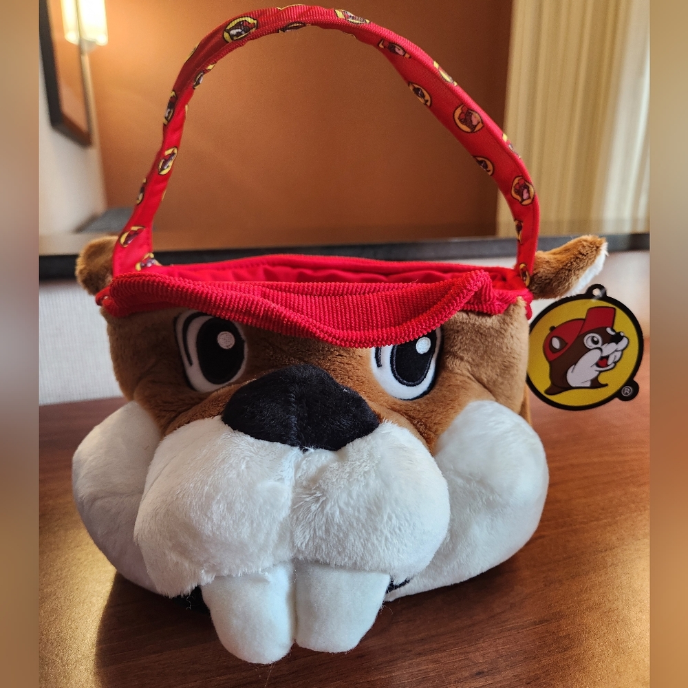 Buc-ee's Plush Easter Basket 2024 NEW